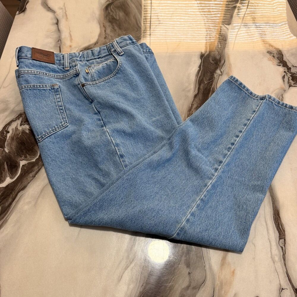 L.L. Bean Comfort Waist Men's Jeans 44x30 Light Wash Blue Denim 100% Cotton